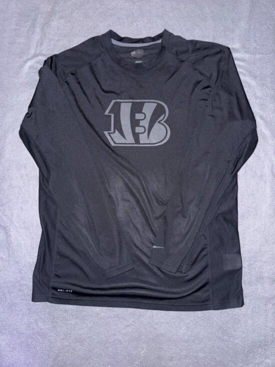 Nike Other - Nike Dri-FIT Mens Bengals XL Black Athletic NFL Performance Long Sleeve Shirt